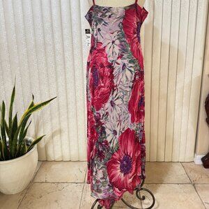 Sleeveless Floral Print Maxi Dress. NWT